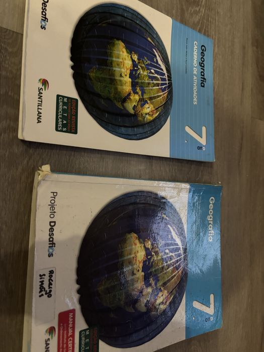 Vendo manuais e cadernos de atividade do 7 ano