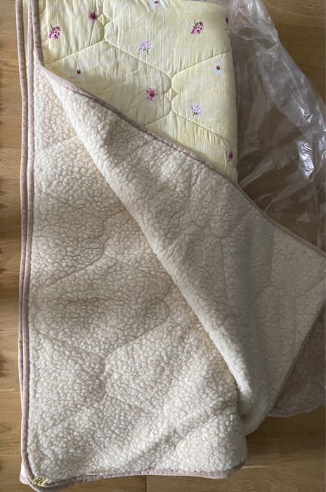 Одеяло шерстяное евро размер