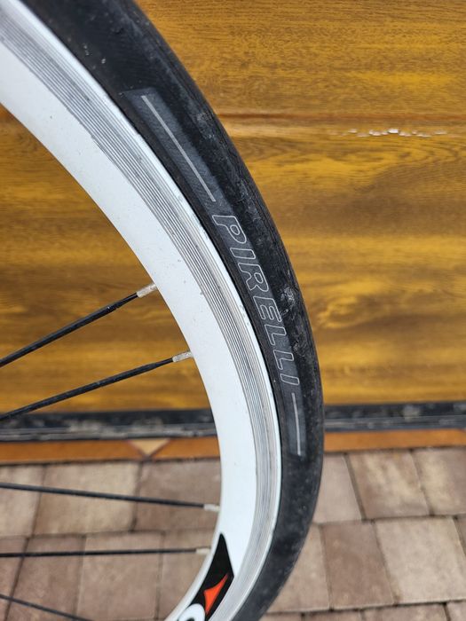 Rower szosowy Centurion carbon - kask gratis.