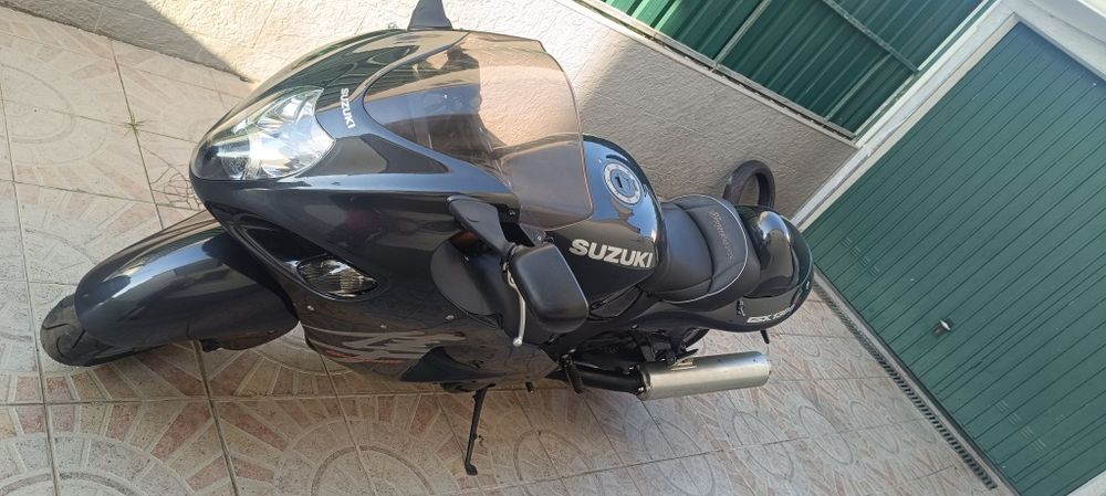 Suzuki Hayabusa 99 como nova
