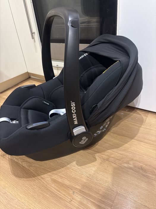 Fotelik nosidełko łupina Maxi Cosi Cabriofix I-size