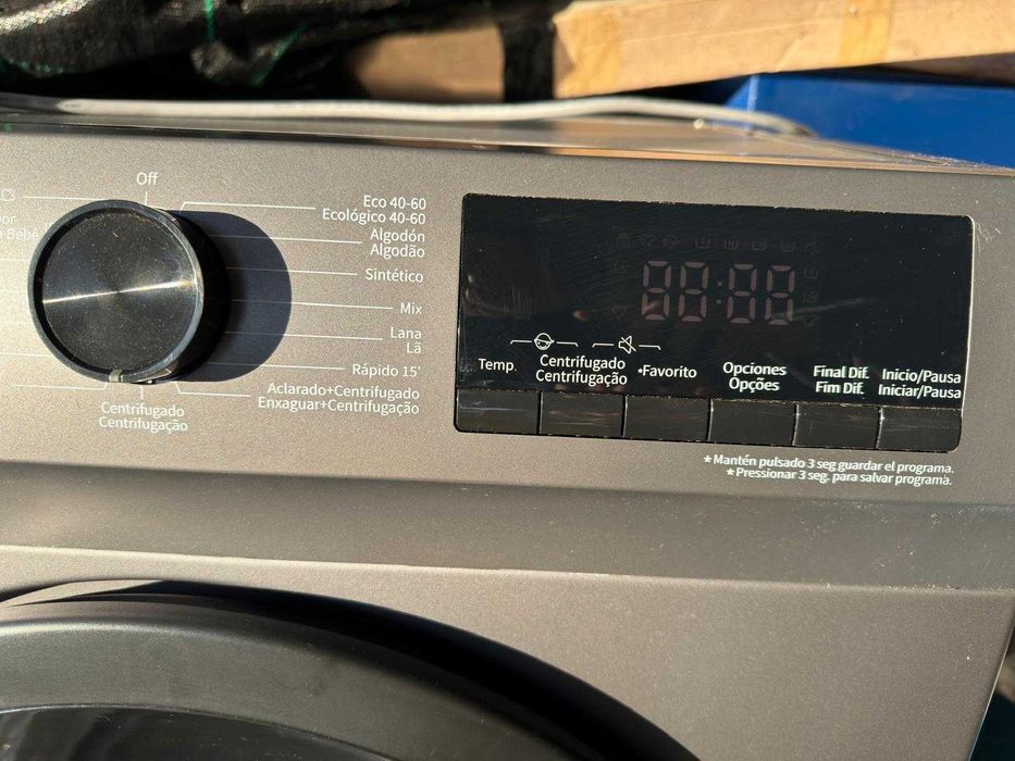 Hisense WFQP8014EVMT lavar a vapor, 8 kg, porta XL, Inox, Classe A