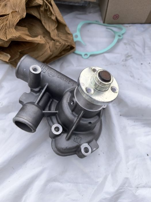 Насос водяной газель 406
