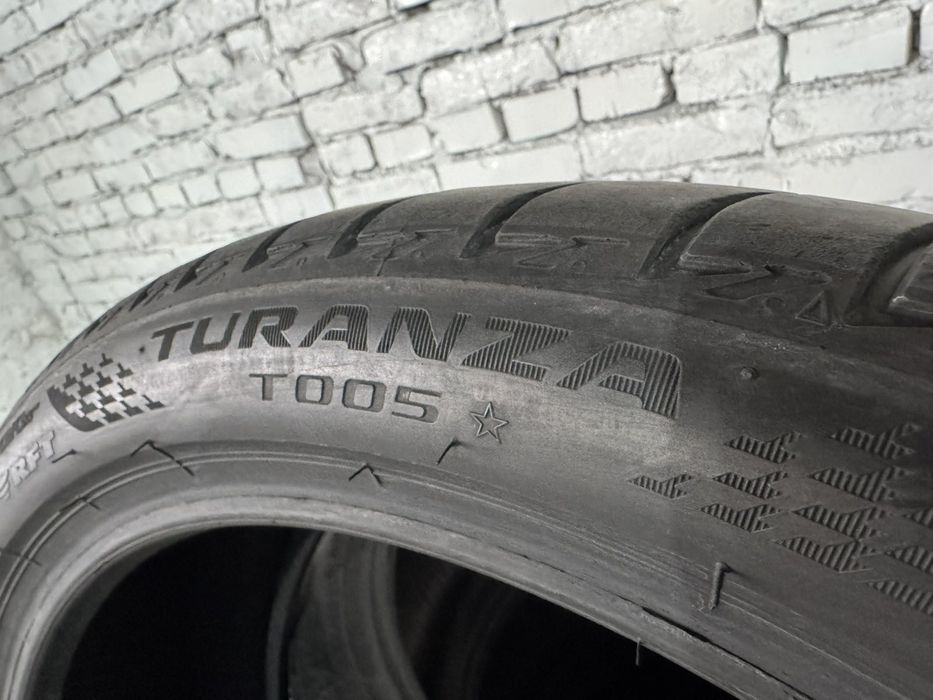 Літні шини Bridgestone 225/40 R19 резина RunFlatt