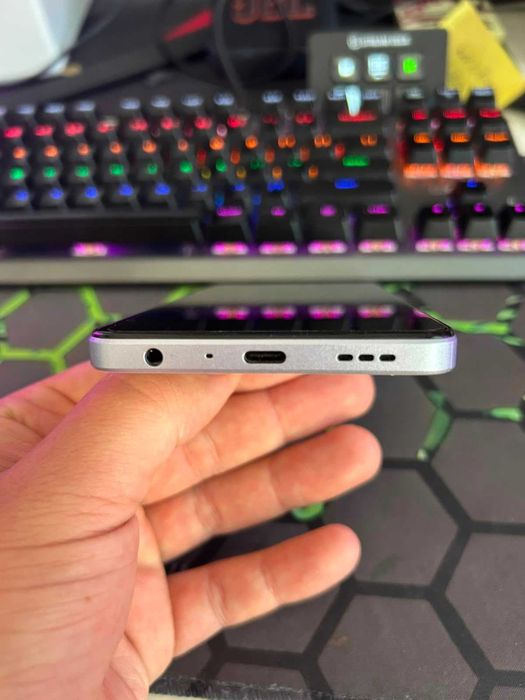 Telefon Smartfon OPPO A79 5G (wersja fioletowa)