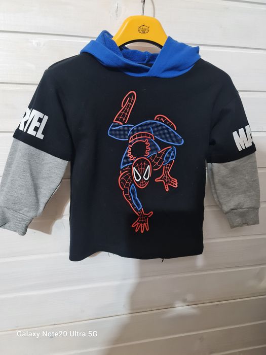 Кофточки  110 розмір