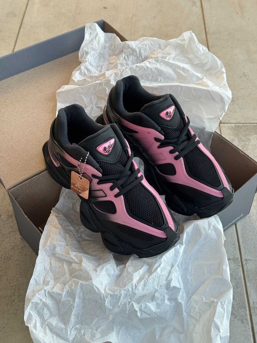 Кросівки New Balance Black Pink 9060