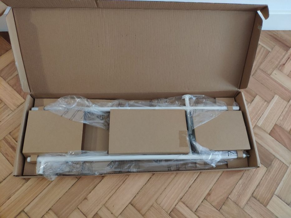 MENU Norm Coat Hanger branco | bengaleiro de pé | *NOVO*