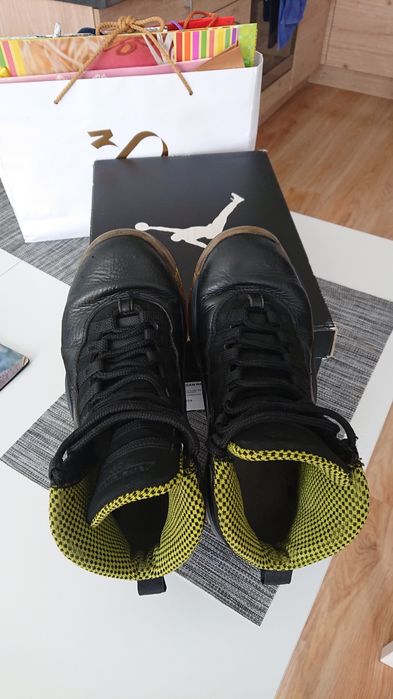 Buty Jordan retro 10