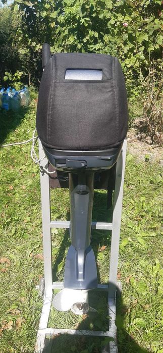 Лодка с моторм в отличром состоянии