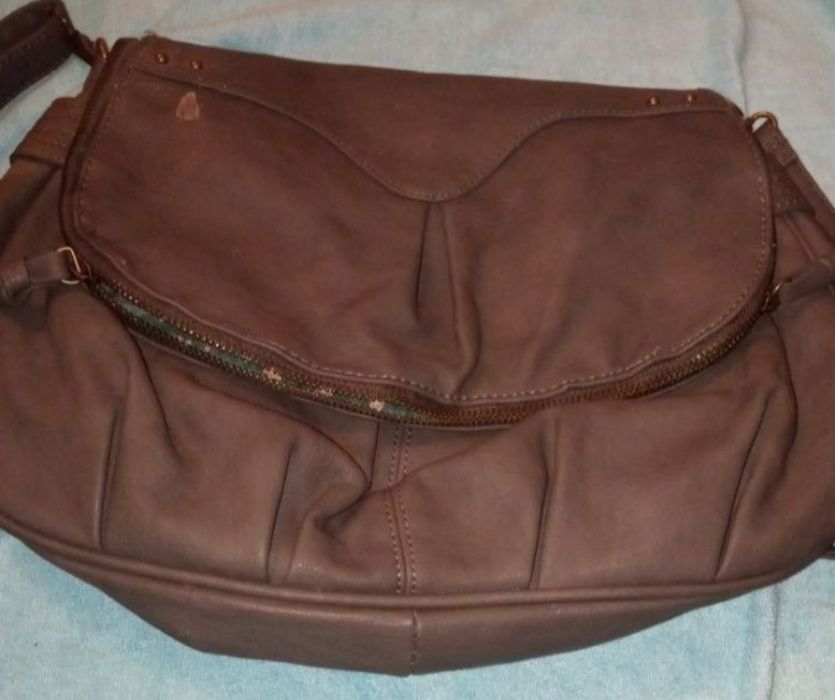 skórzana torebka na ramię