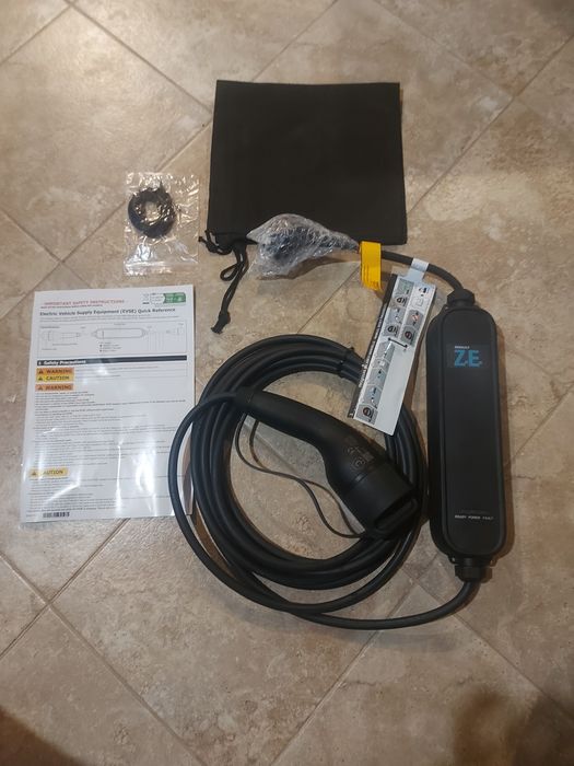 Зарядне зарядка 10/16A Zoe Renault kangoo Megane Nissan nv200 Leaf