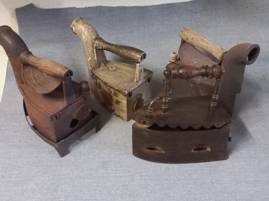 Ferros vintage lindíssimos