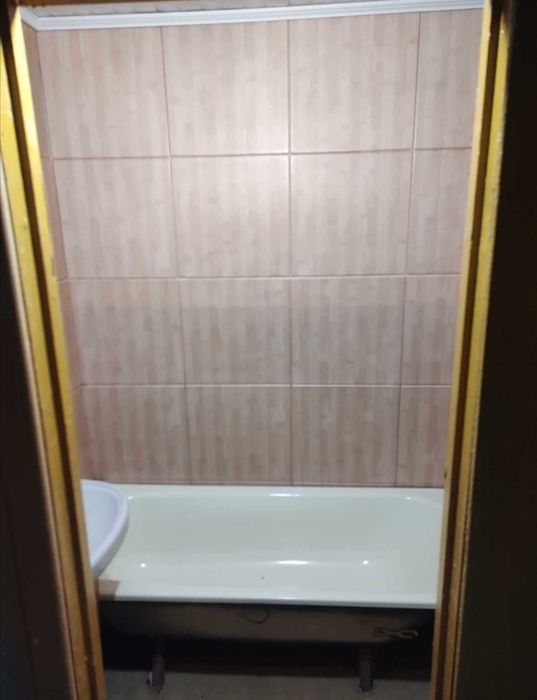 Продам 1 ком. квартиру Л/Б Полногабаритная 44кв.м.+лоджия 11кв.м. ОСББ