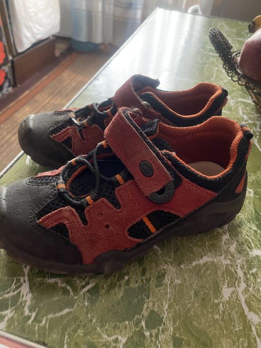 Дитяче взуття шкіра