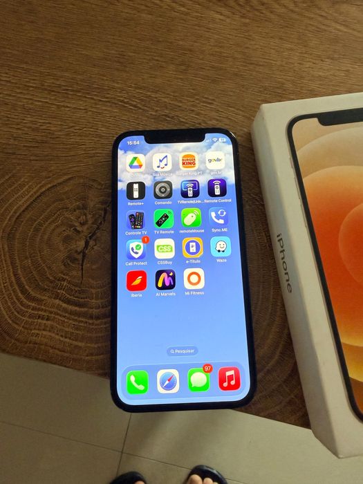 iPhone 12 64GB na caixa