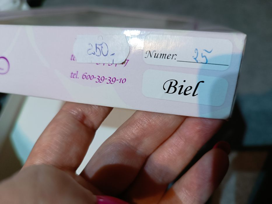 Welon ślubny biały
