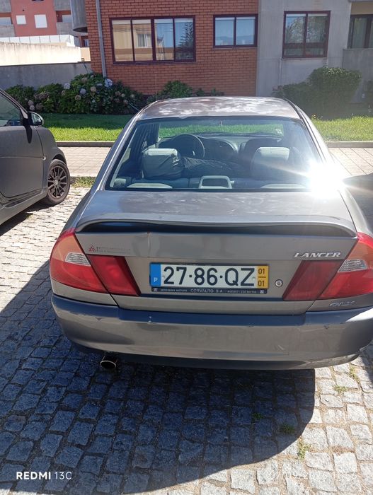 Vendo mistubich Lancer2001