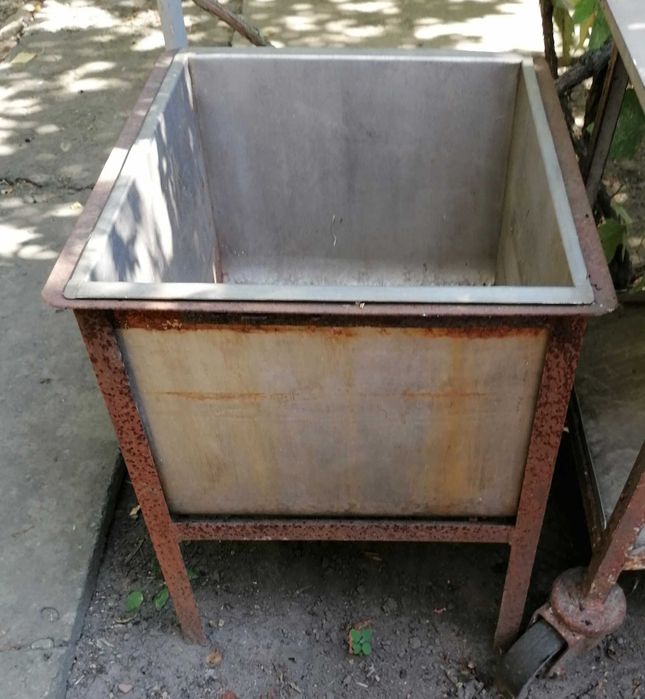 мойка - ванна для мытья посуды на ножках нержавейка. Общепит