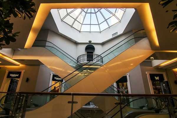 м. Львів, пр. Свободи, 27. ТЦ - готель ''Опера пасаж''