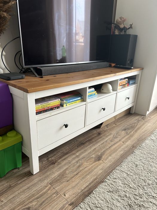 Szafka komoda pod telewizor rtv biala bejca drewno IKEA Hemnes