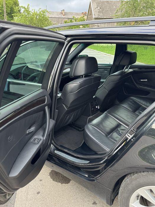 Bmw E61 Seria 5  525d