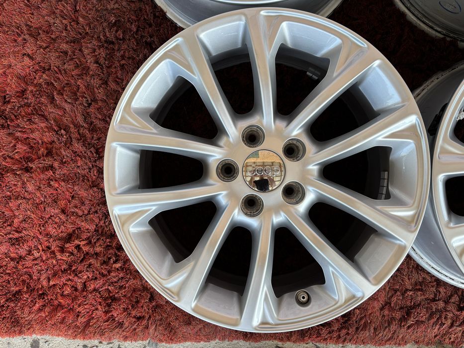 Original Jeep New Cherokee Compass Fiat Opel Astra Vectra a b c Zafira R17 5x110