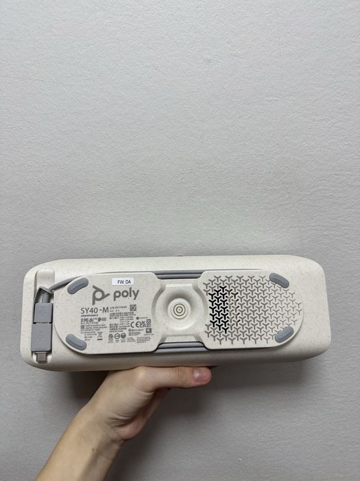 Конференц-спікер Poly Sync 40, сертифікований для Microsoft Teams