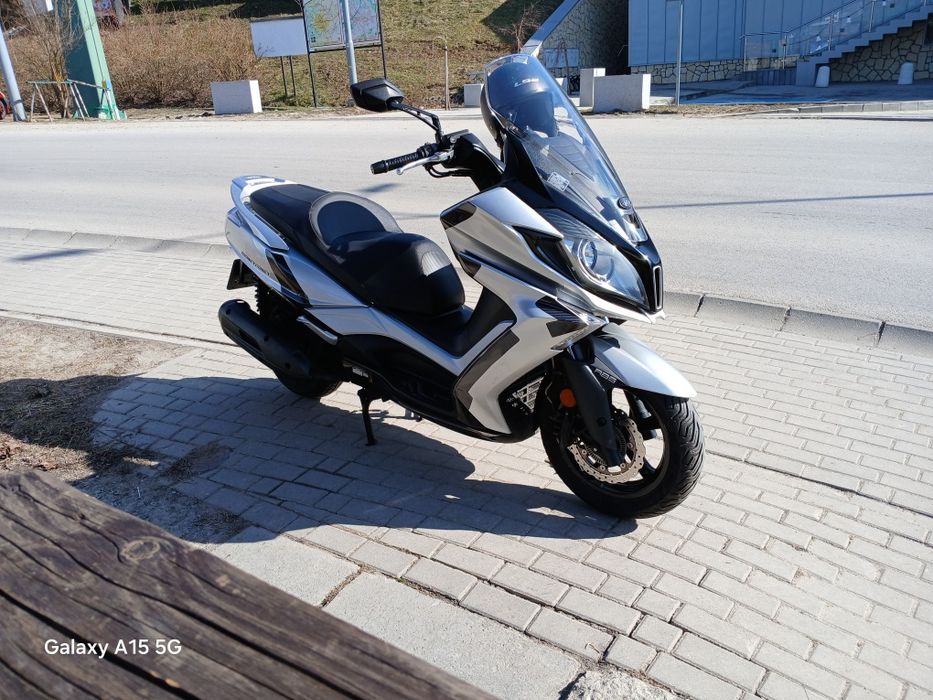 Sprzedam Max skuter Kymco downtown 125 r.2021