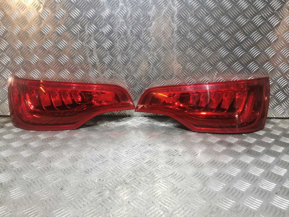AUDI Q7 4L фонарі фари задні рест дорест