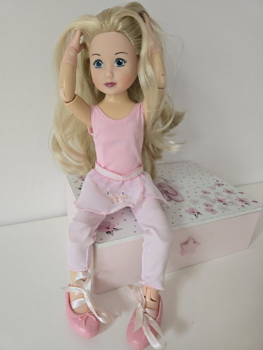 Jolina ballerina. Lalka Jolina balerina.