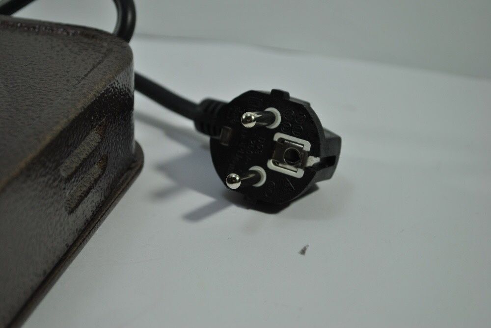 Новая Электроплита электрическая настольная печь /плита Domotec 2000Вт