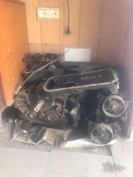 Продам двигатель от mitsubishi galant