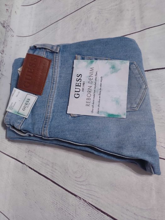 Оригінальні джинси Skinny Chris Guess. Italy