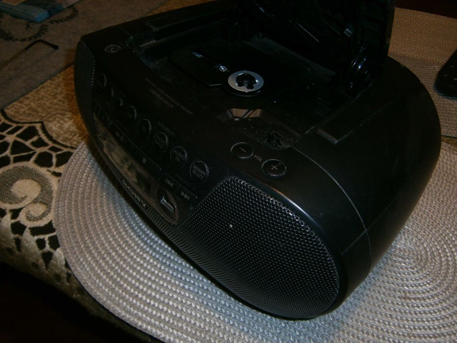 Radio odtwarzacz SONY model ZS PS 30 CP Wysyłka w cenie