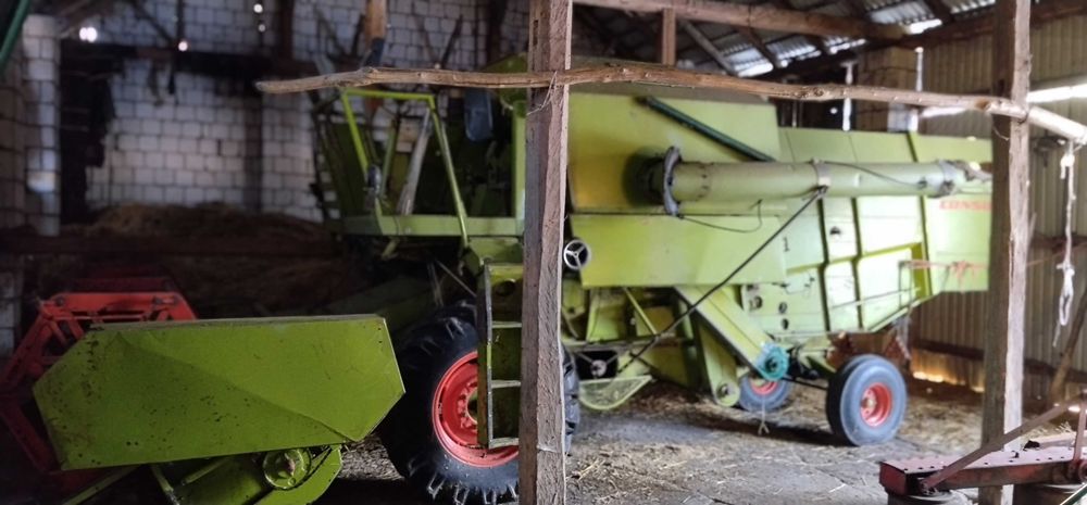 Kombajn zbożowy Claas consul