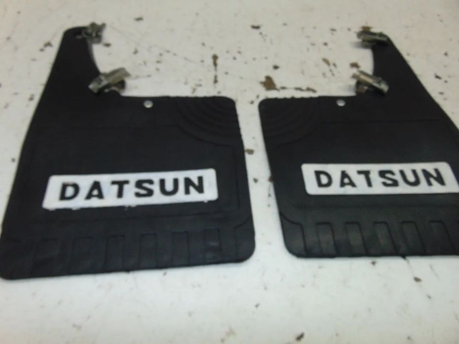 Clássicos palas roda Datsun/Renault usado em bom estado