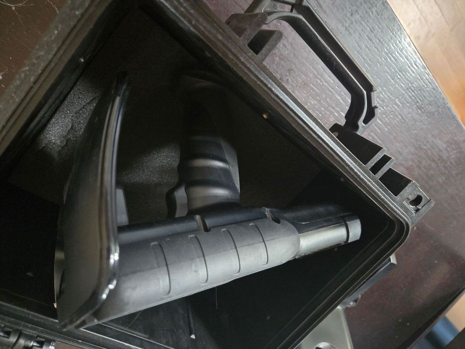 Czytnik mobilny z klawiaturą + ładowarka, zasilacz i futerał