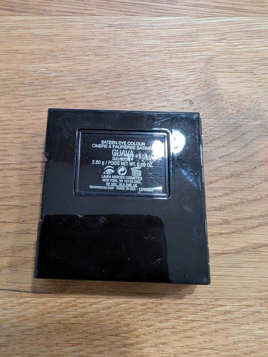 Cień do powiek - Laura Mercier Sateen Eye Colour, Guava