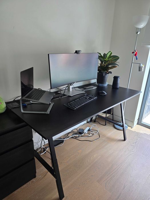 Secretária Gaming IKEA UTESPELARE Preta 160x80 cm - Como Nova