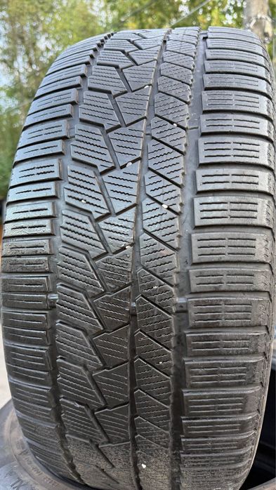 Зимові шини 255/45/19 Continental 22p.