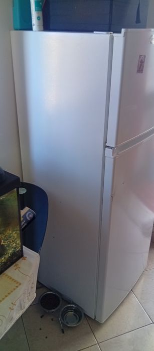 Vendo frigorífico em bom estado