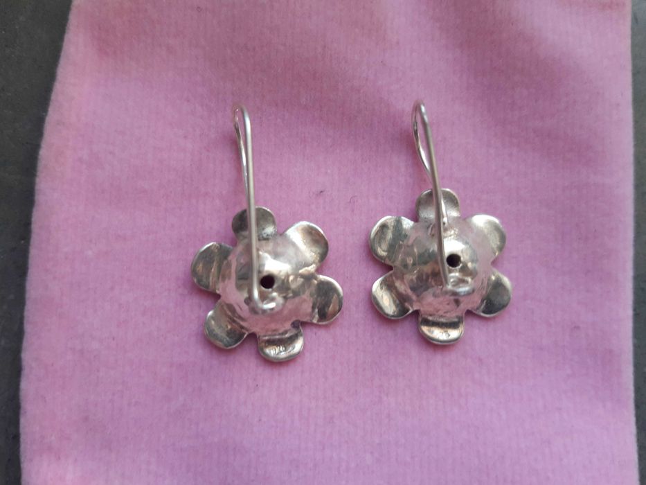 Brincos em prata contrastada, com pedra semipreciosa, NOVOS