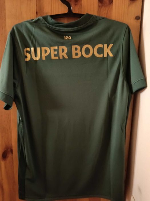 Camisolas Sporting e seleção 15€