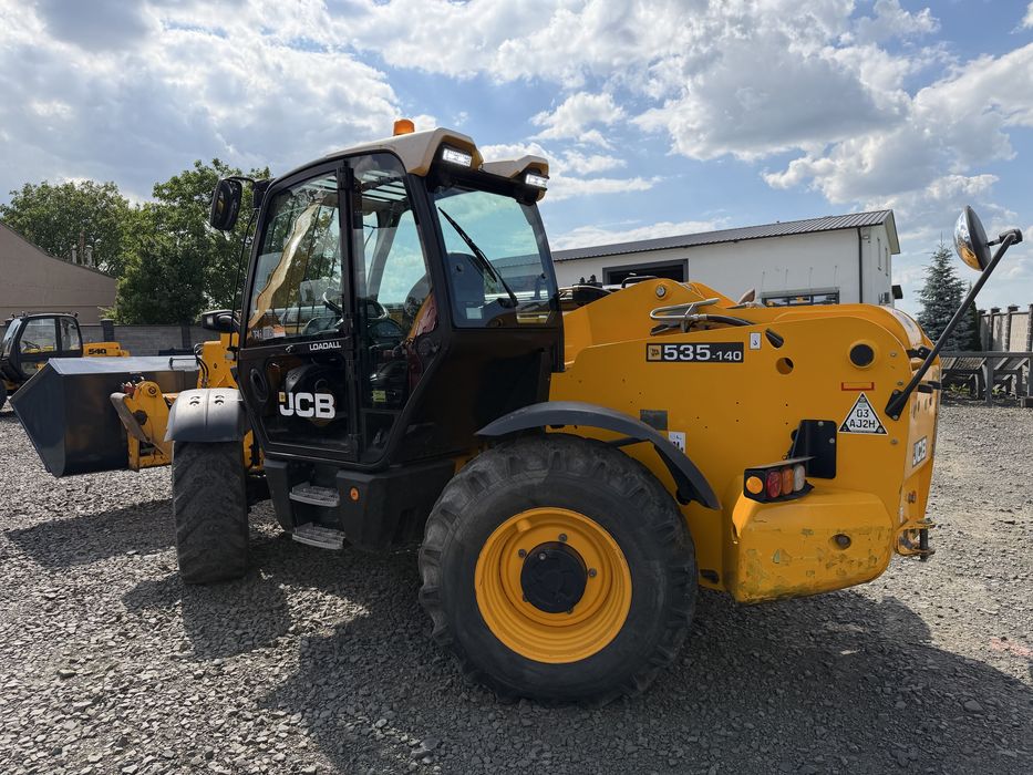 JCB 535-140 погрущик manitou