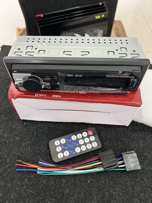 Auto radio Bluethoo, USB