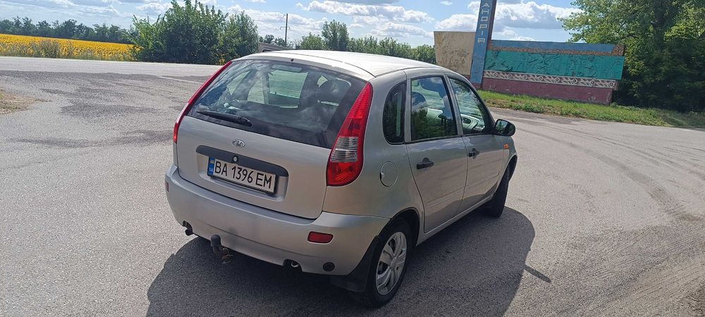 ВАЗ Калина 1119 1,4 газ-бензин