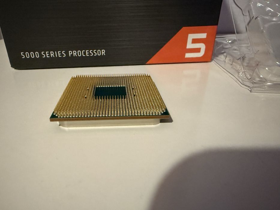 AMD Ryzen 5 5600X