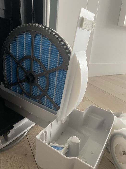 Oczyszczacz powietrza z nawilzaczem