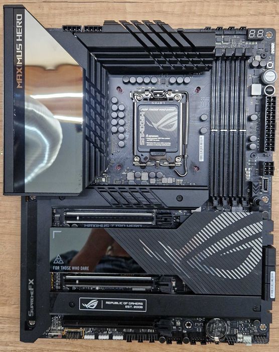 Płyta główna ASUS ROG Maximus Z790 Hero box gwarancja nr. 406073